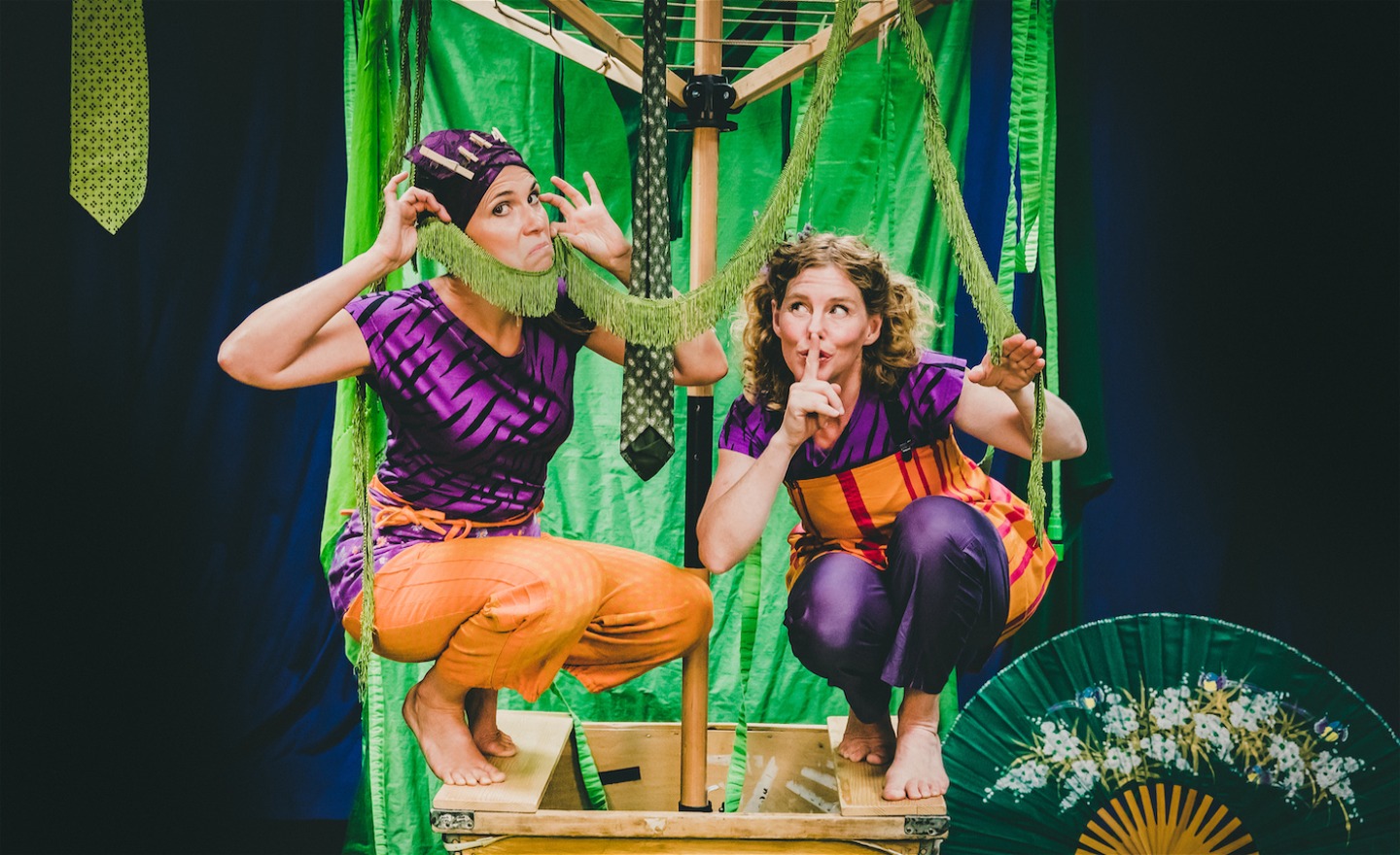 Virvel och Vinda smyger under sin tvättvinda