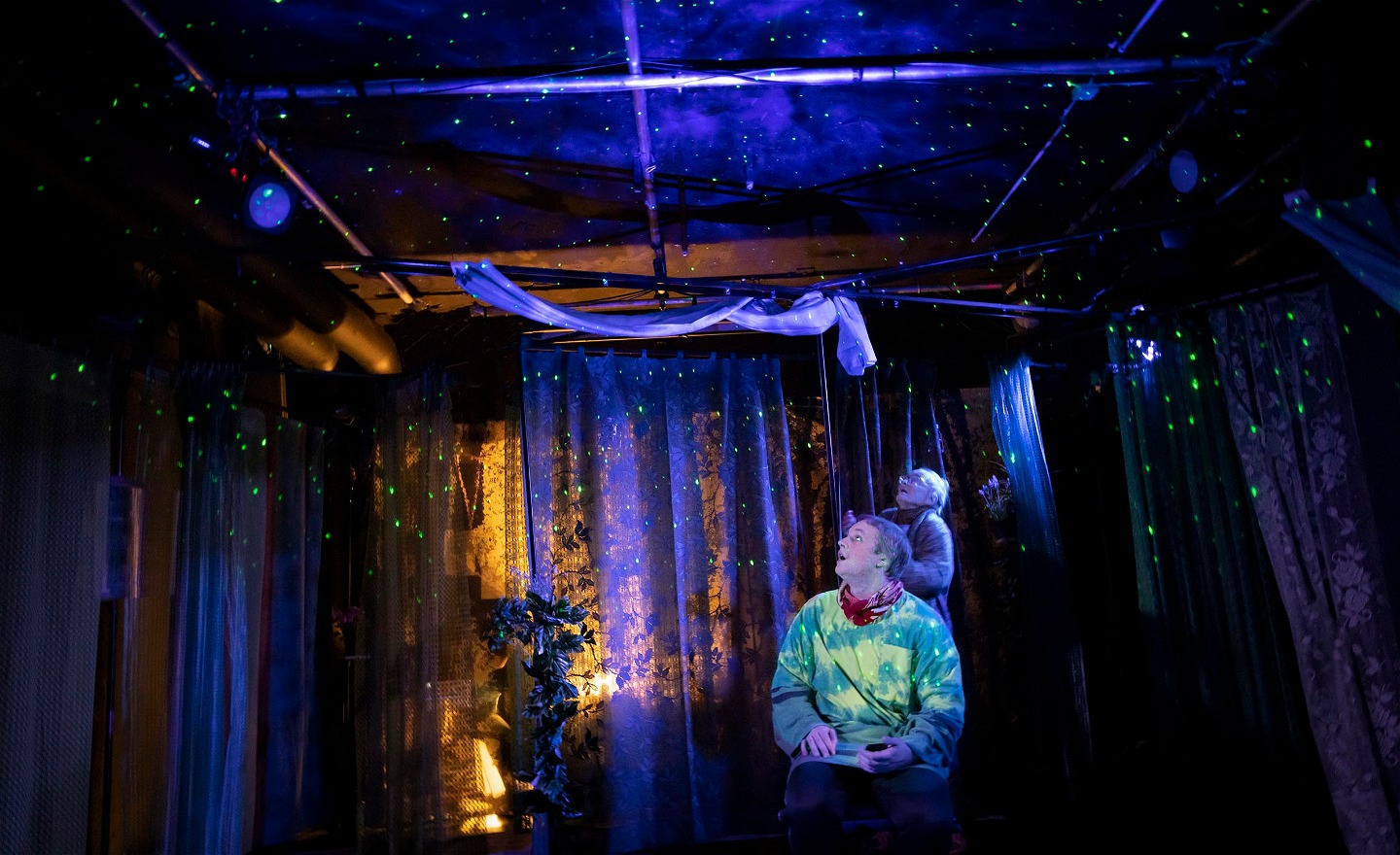 Bild från föreställningen Att göra en eld. 