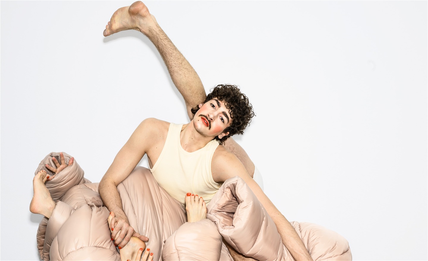 En orimligt böjlig artist