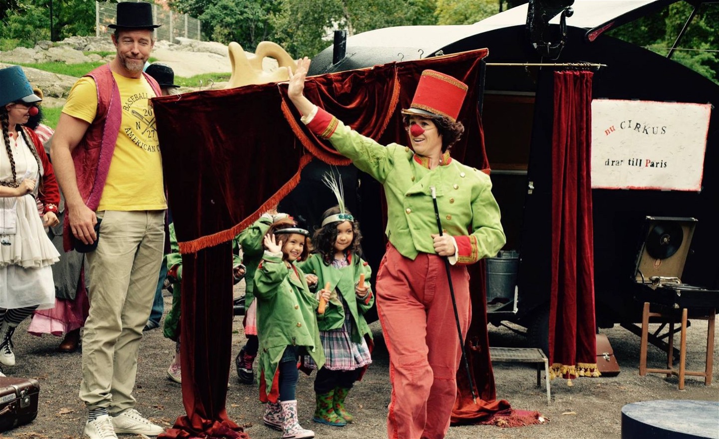 Cirkushästarnas entré