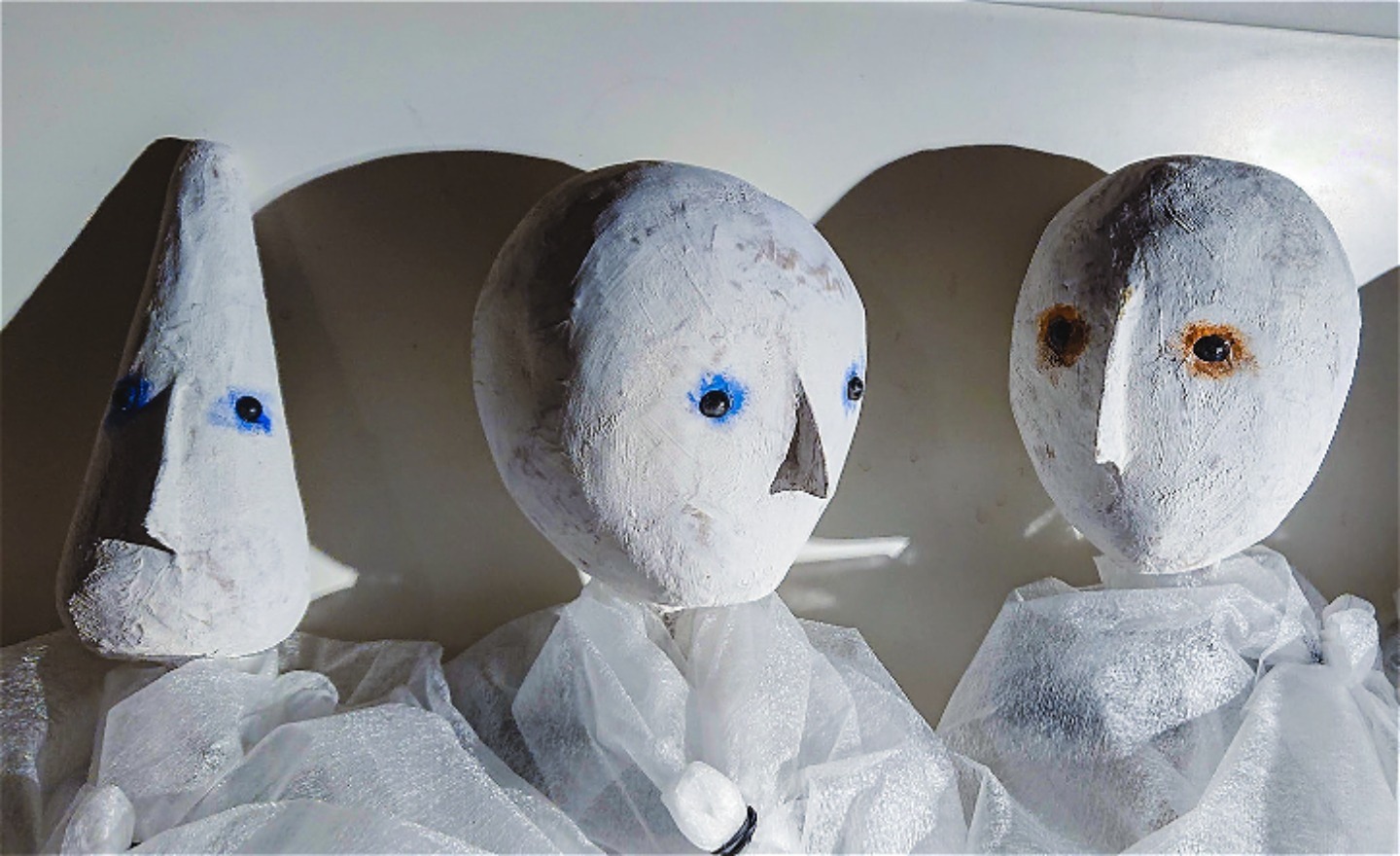 Bilden föreställer speldockor.