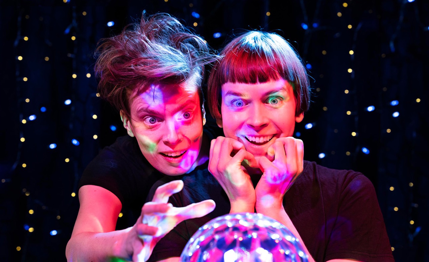 Syskon med discoboll